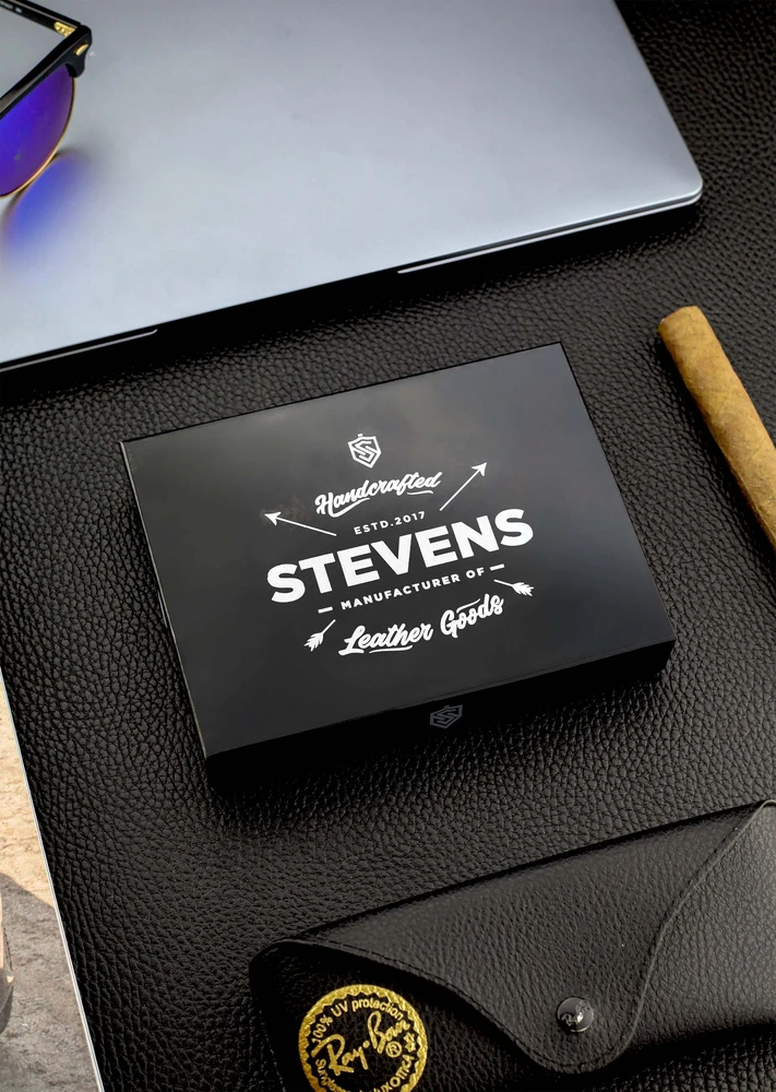 Vyriška odinė piniginė Stevens su RFID apsauga rudos spalvos