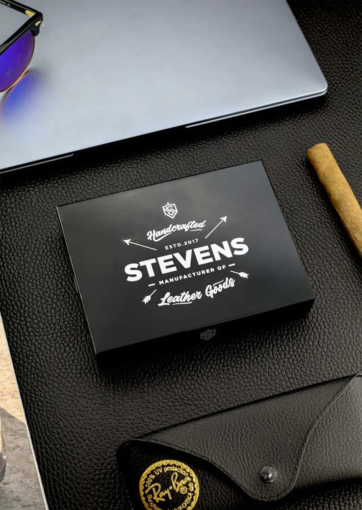 Vyriška odinė piniginė Stevens su RFID apsauga rudos spalvos