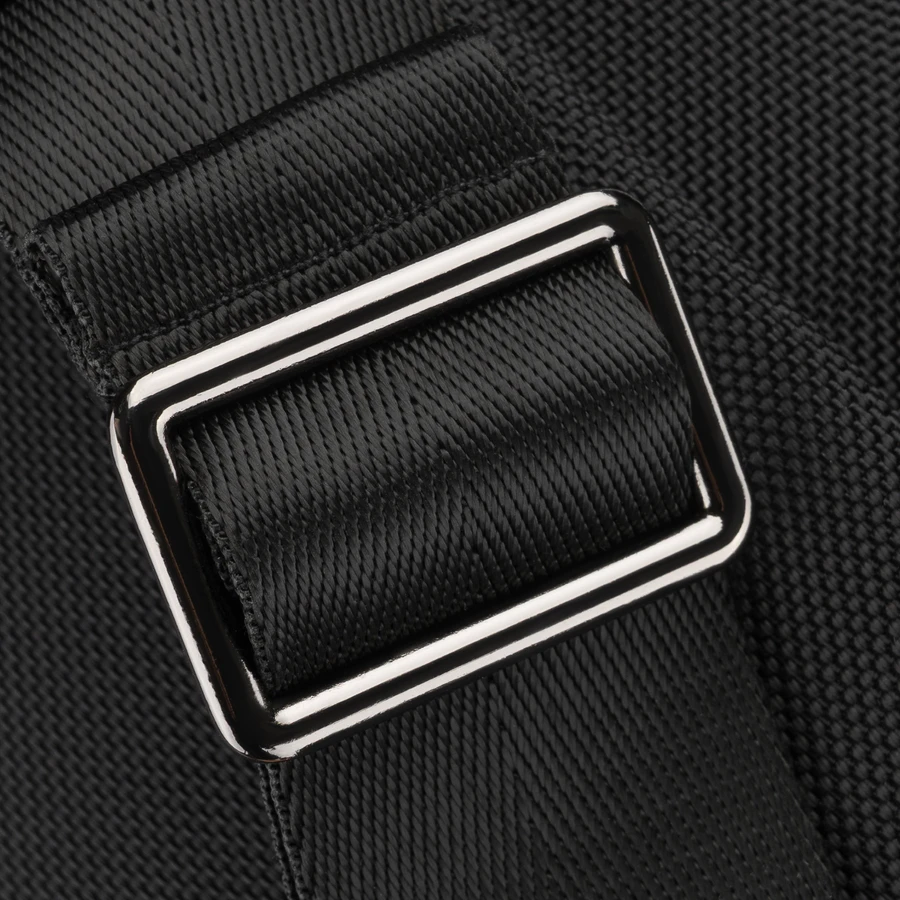 Vyriška „Peterson“ lengva juoda crossbody rankinė per petį su užtrauktuku, iš tekstilės