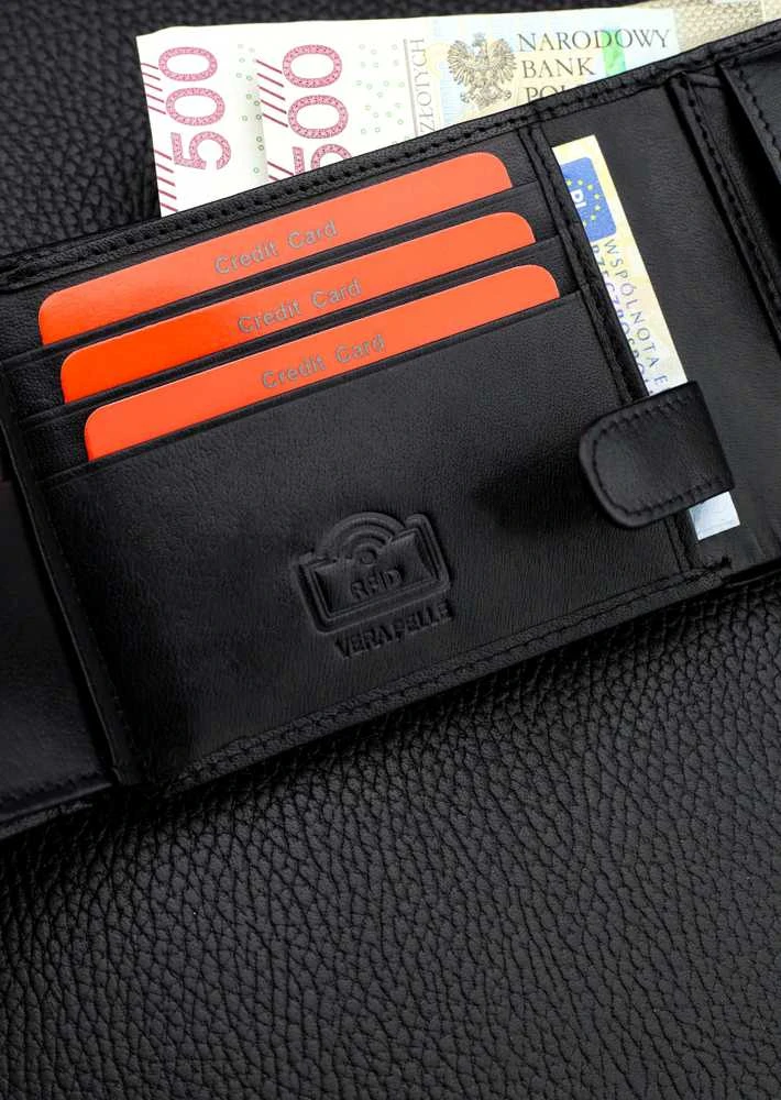 Vyriška piniginė Pierre Cardin, odinė, su RFID apsauga 423206