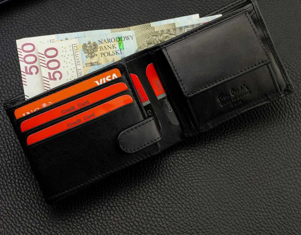 Vyriška piniginė Pierre Cardin, su RFID apsauga, juoda YS603
