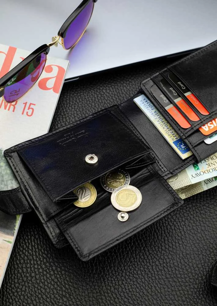 Vyriška piniginė Pierre Cardin, su RFID apsauga, odinė A6088606