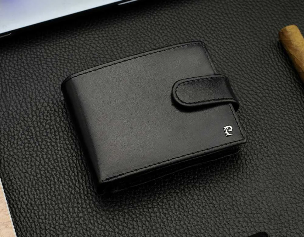 Vyriška piniginė Pierre Cardin, su RFID apsauga, juoda A5288306