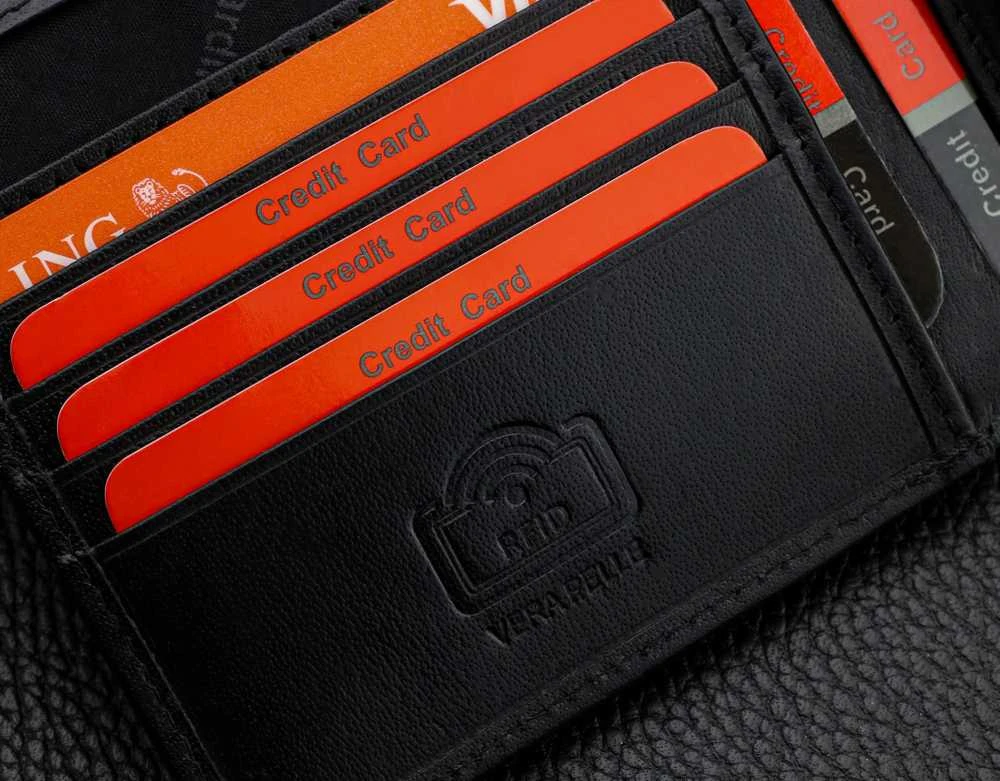 Vyriška piniginė Pierre Cardin, su RFID apsauga, juoda odinė A5288206