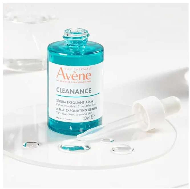 Avène Cleanance A.H.A. Anti-Perfection Exfoliating Serum šveičiantis serumas jautriai, spuoguotai veido odai, 30 ml