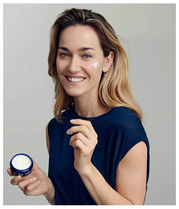 Nivea Stangrinamasis naktinis kremas nuo raukšlių Q10 Power 50 ml
