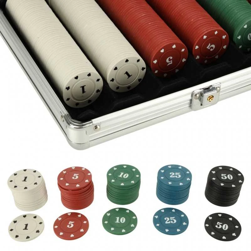 Roger Pokerio rinkinys dėkle 500 žetonų 2 kortų pakuotės