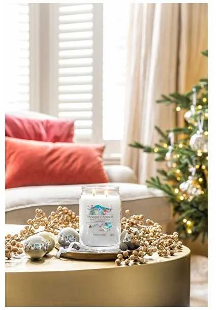 Yankee Candle aromatinė žvakė "Signature large glass Magical Bright Lights" 567 g
