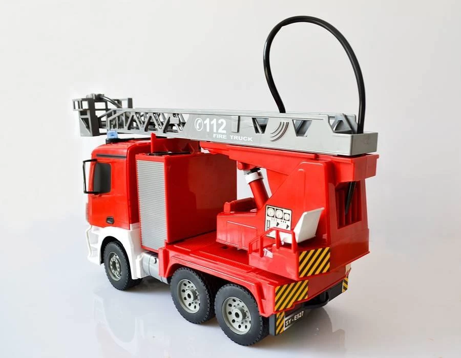 Double Eagle DOUBLEEAGLE 1:20 Mercedes-Benz Antos valdomas gaisrinis automobilis, E527-003