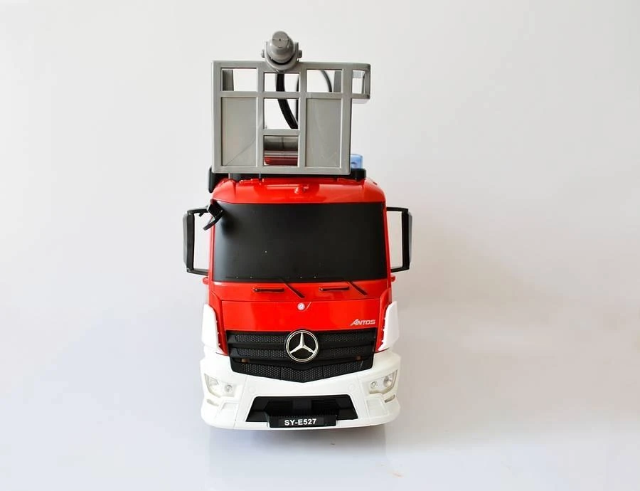 Double Eagle DOUBLEEAGLE 1:20 Mercedes-Benz Antos valdomas gaisrinis automobilis, E527-003