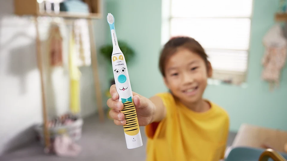 Elektrinis dantų šepetėlis vaikams Philips Sonicare HX3601/01 Pet Edition, su lipdukais, Baltas