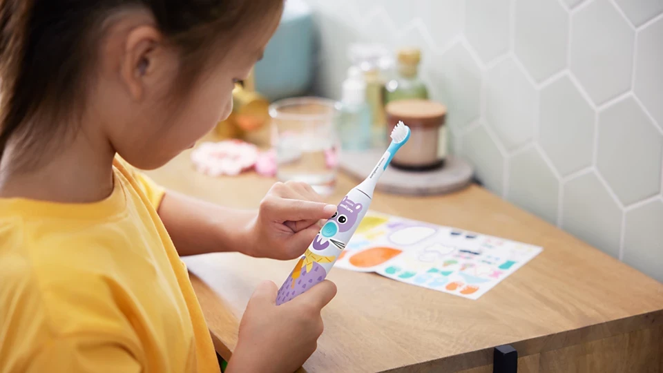 Elektrinis dantų šepetėlis vaikams Philips Sonicare HX3601/01 Pet Edition, su lipdukais, Baltas