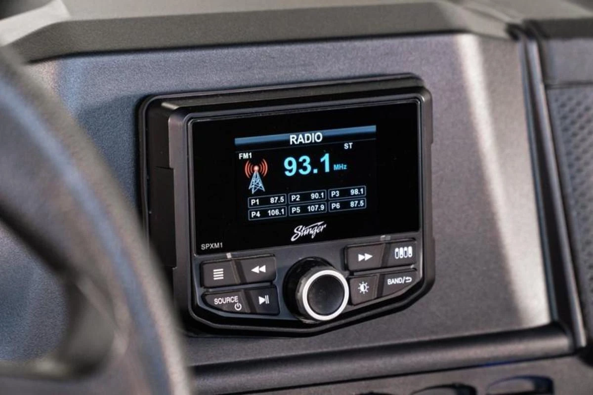 Automagnetola Stinger, SPXM1 USB MP3 magnetola su AUX įėjimu, Bluetooth