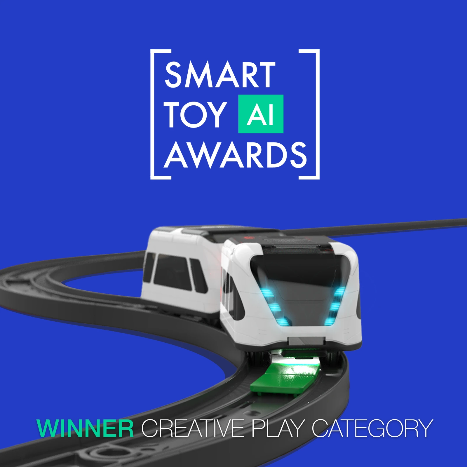 Intelino Smart Train – išmanusis įkraunamas elektrinis traukinys su bėgiais