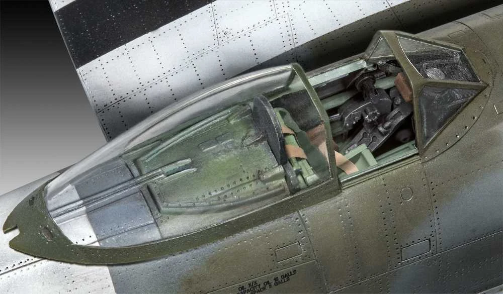 Revell plastikinis modelis Hawker Tempest 1:32