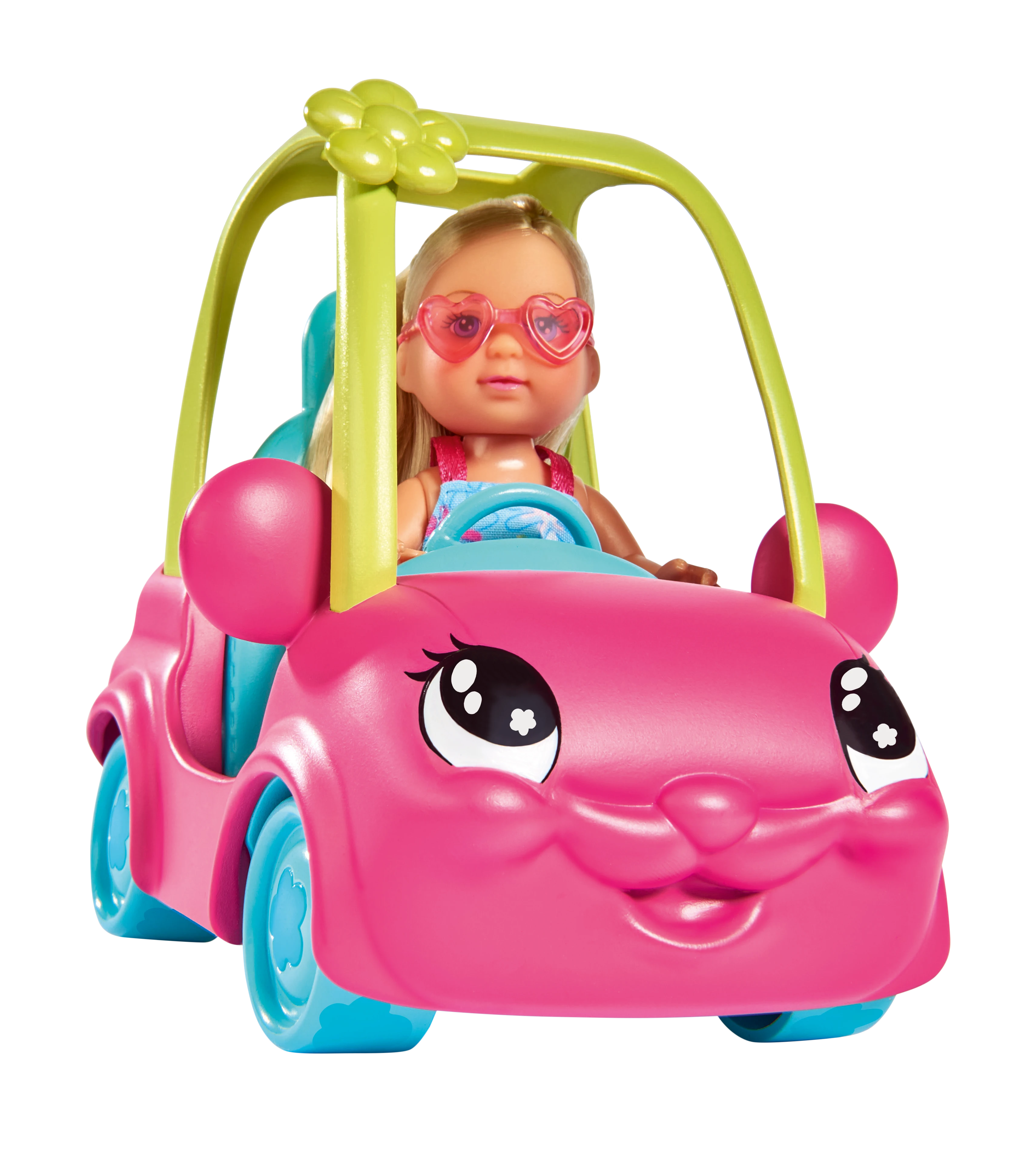 Simba Evi linksmame automobilyje