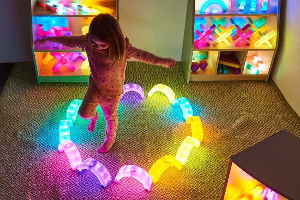 TTS Glow Arches 12 vnt.