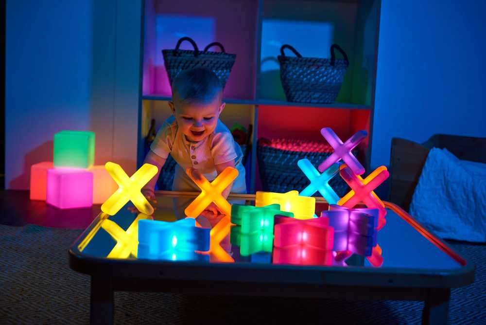 TTS Glow Crosses maži 12 vnt.