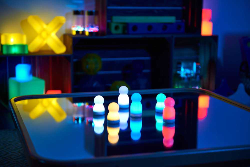 TTS Glow People 6 vnt.