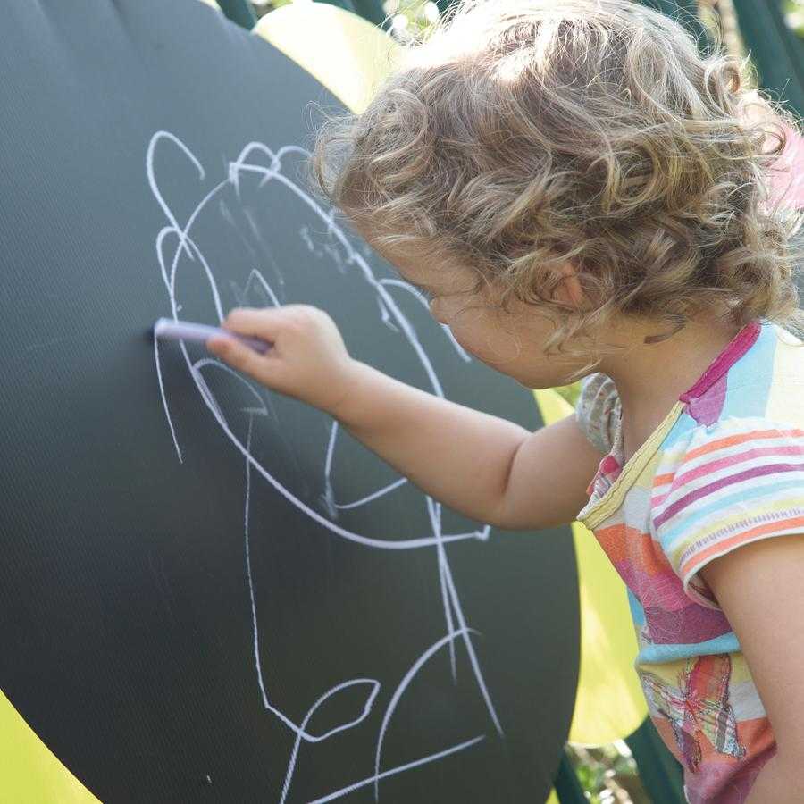 „TTS Outdoor Mark Making Chalkboard Daisies“ 5 vnt