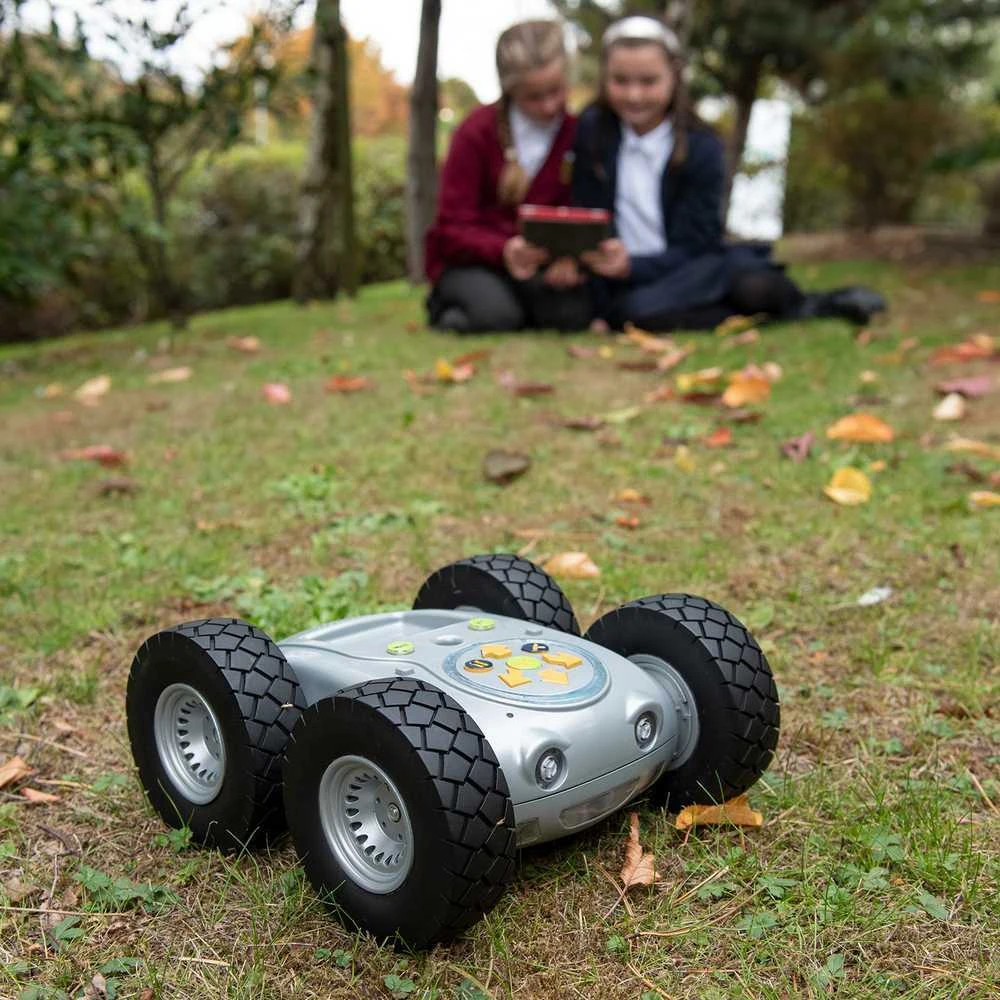 TTS tvirtas robotas
