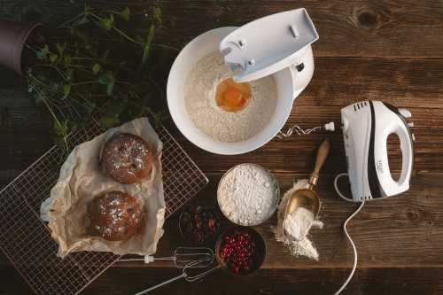 Virtuvinis kombainas Adler | Mixer | AD 4206 | Mixer with bowl | 300 W | Greičių skaičius 5 | Turbo mode | Baltas