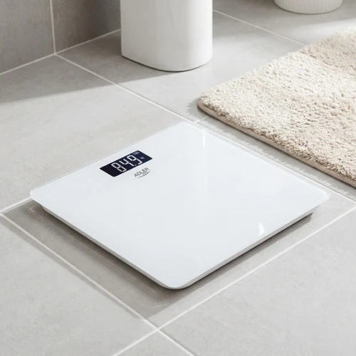 Adler AD 8194 baltas Vonios svarstyklės usb-c, akumuliatorinė, 180 kg, dokładność 100 g