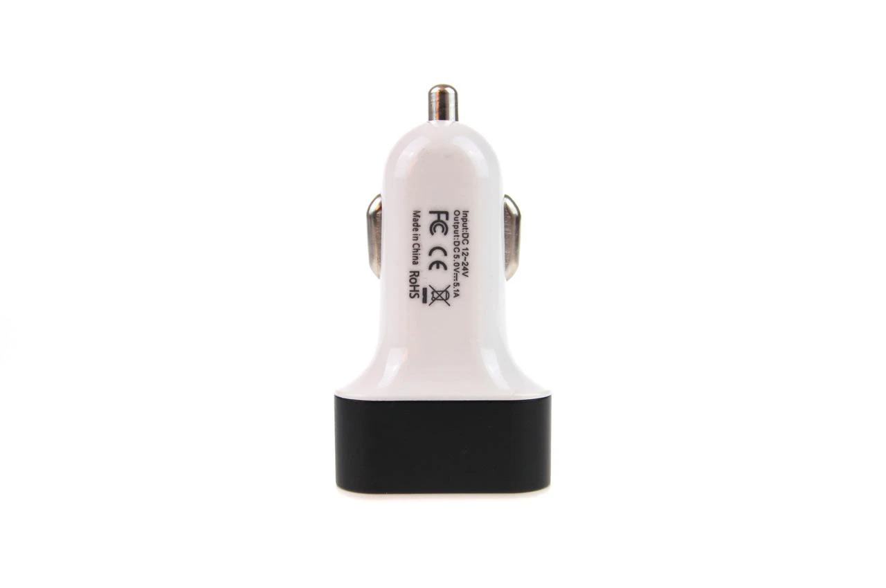 Amio Automobilinis telefono įkroviklis 3xUSB baltas PCH-03