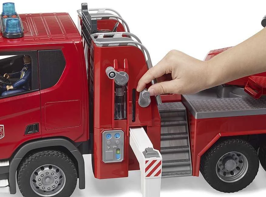 Bruder Žaislinis gaisrinis automobilis Scania Super 560R su vandens pompa