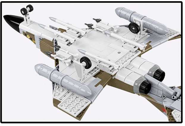 Cobi Klocki F-4m Phantom II blokuoja 728 blokus