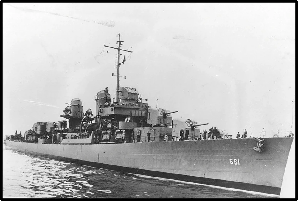 Cobi Klocki uss kidd dd-661