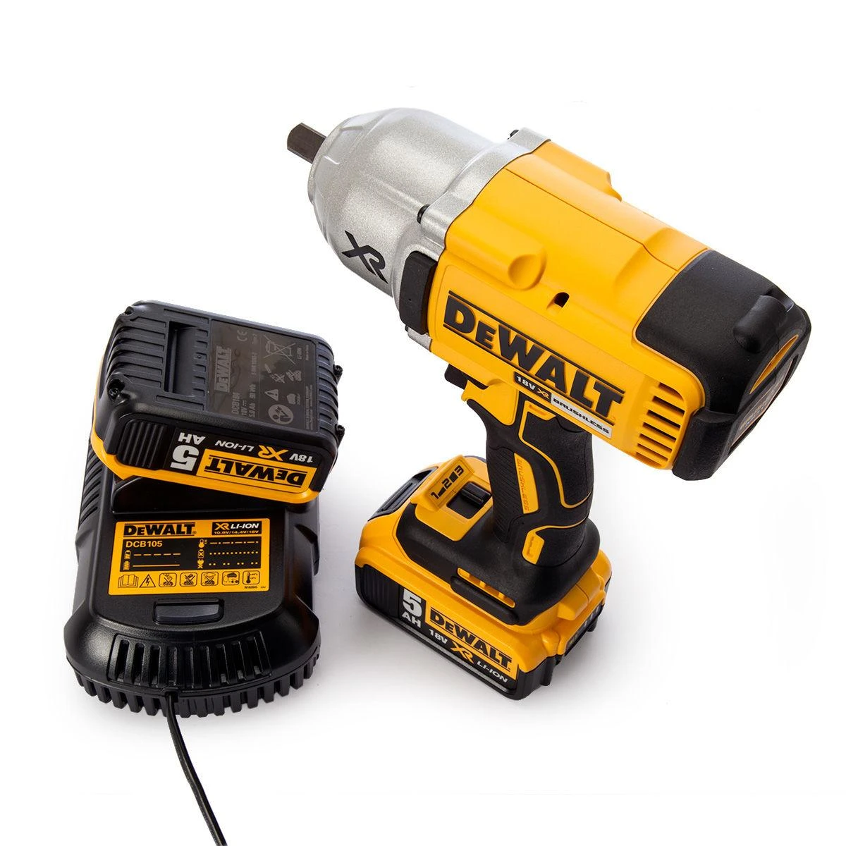 Akumuliatorinis smūginis veržliasukis DeWalt DCF899P2-QW 18 V, 2x5.0 Ah, 1/2"