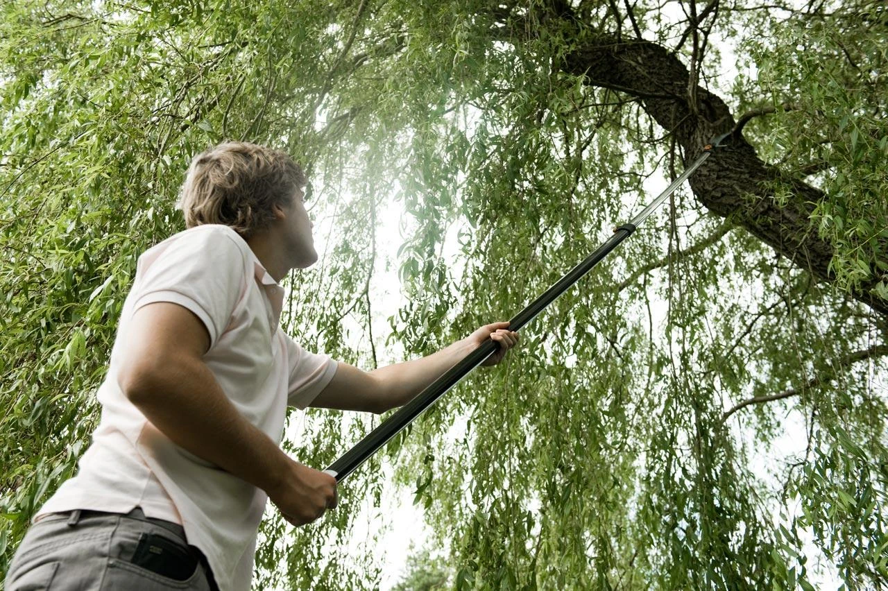FISKARS QuikFit teleskopinis kotas L dydis (grafito spalvos) (1000665)