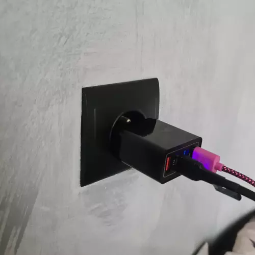 4x USB 3.0 Izoxis 19165 sieninis įkroviklis