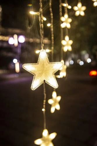 Iso Trade 136LED USB girlianda užuolaida žvaigždės šiltai balta