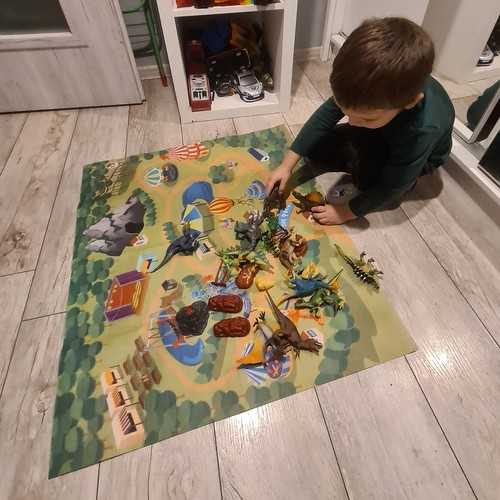 Dinozaurų figūrėlės su kilimėliu Kruzzel