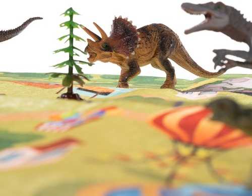Dinozaurų figūrėlės su kilimėliu Kruzzel