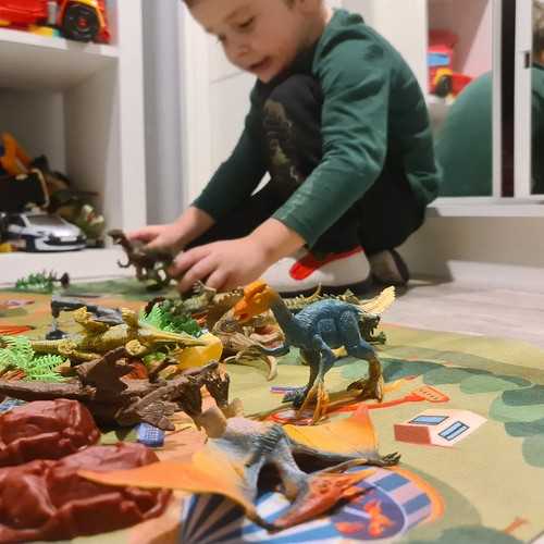 Dinozaurų figūrėlės su kilimėliu Kruzzel