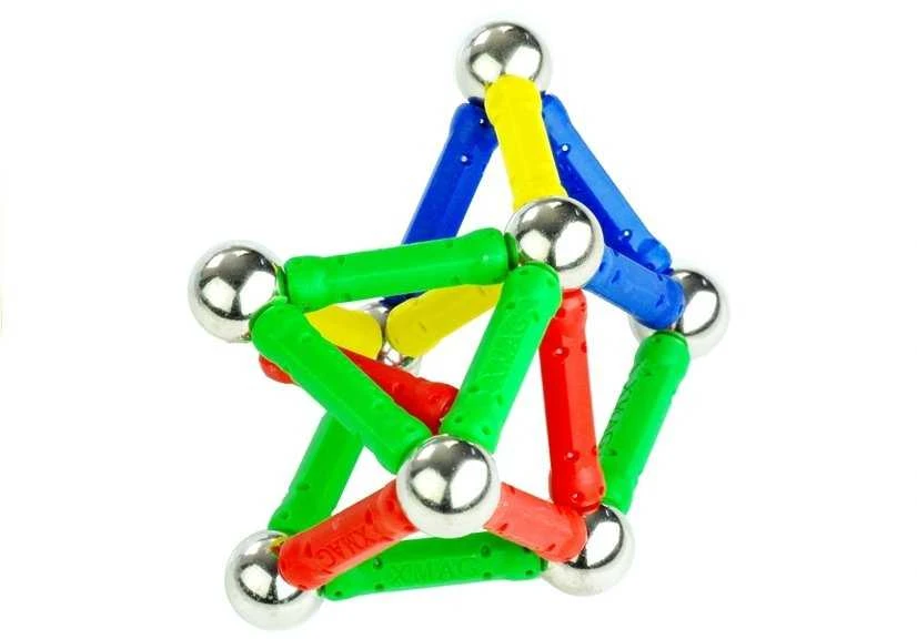 Lean Toys Magnastix magnetinių kaladėlių rinkinys 560 + lenta