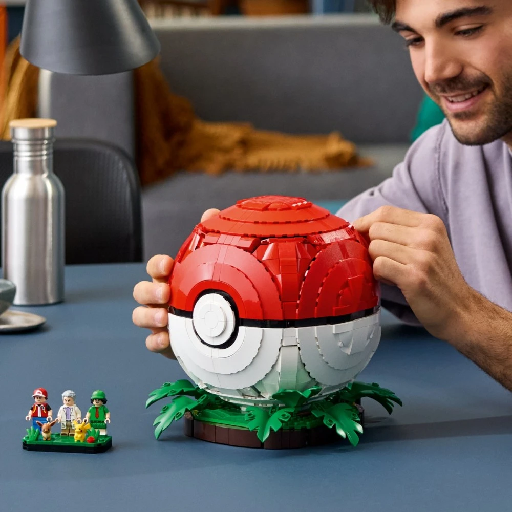 LEGO® Klocki pokemon kultowy pokéball su trenerami 72154