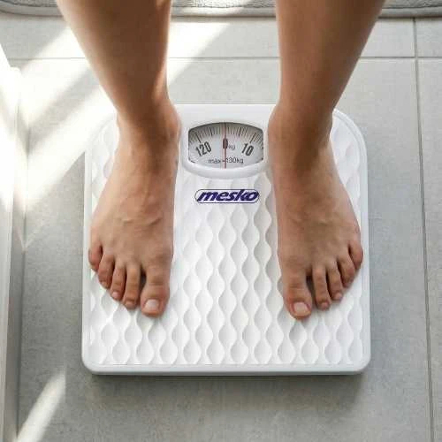 Virtuvinės svarstyklės Mesko | Mastelis | MS 8160 | Mechaninis | Didžiausias svoris (keliamoji galia) 130 kg | Tikslumas 1000 g | Baltas