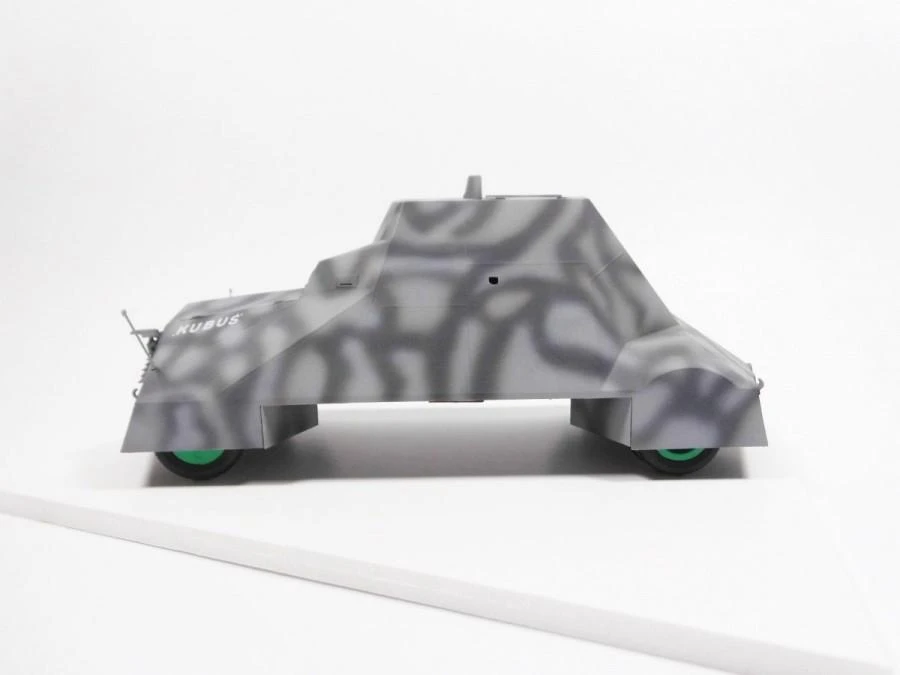 Mirage Šarvuoto automobilio modelis
