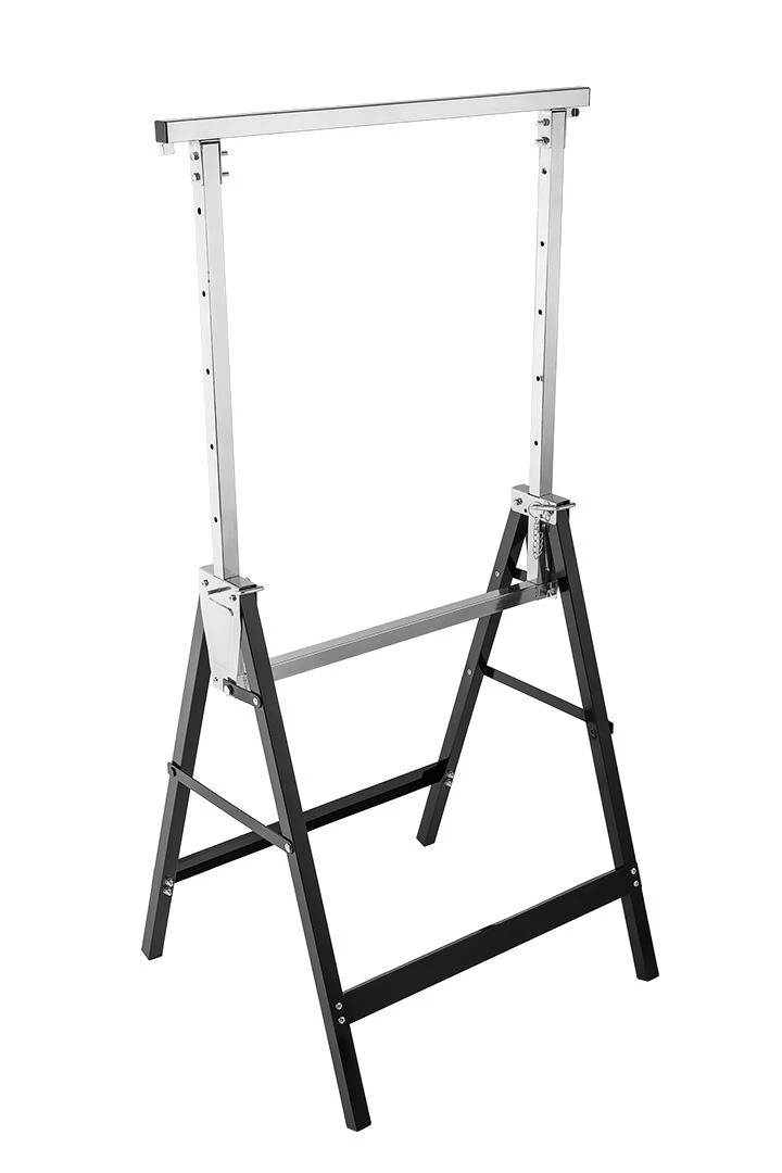 Neo Kobyłka, Dirbtuvių estakada 200 kg