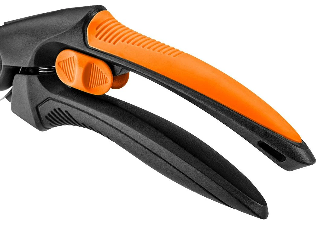 Neo Sekator Priekalinis genėtuvas 210 mm, pjovimo diapazonas iki 20 mm, medžiaga: PP, rankena padengta TPR guma