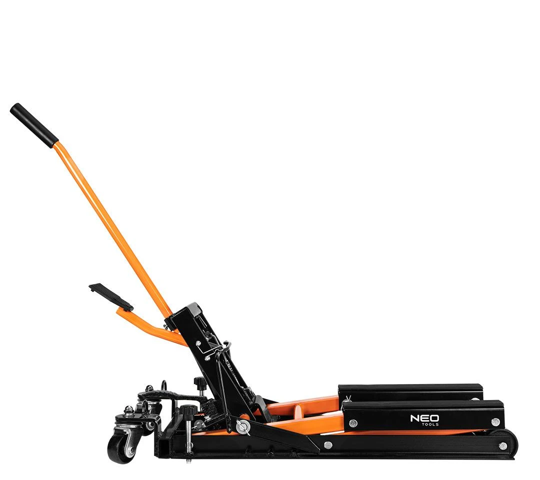 Neo Tools Mobilus hidraulinis kėliklis keturračiams ir motociklams. Keliamoji galia 680 kg