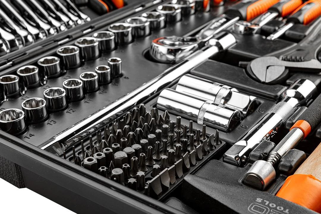 Neo Tools Rinkinys Įrankių rinkinys, 143 dalys