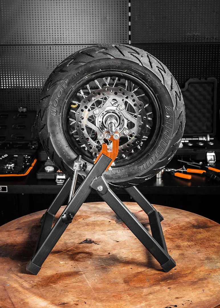 NEO tools 10-590 ratų balansavimo staklės