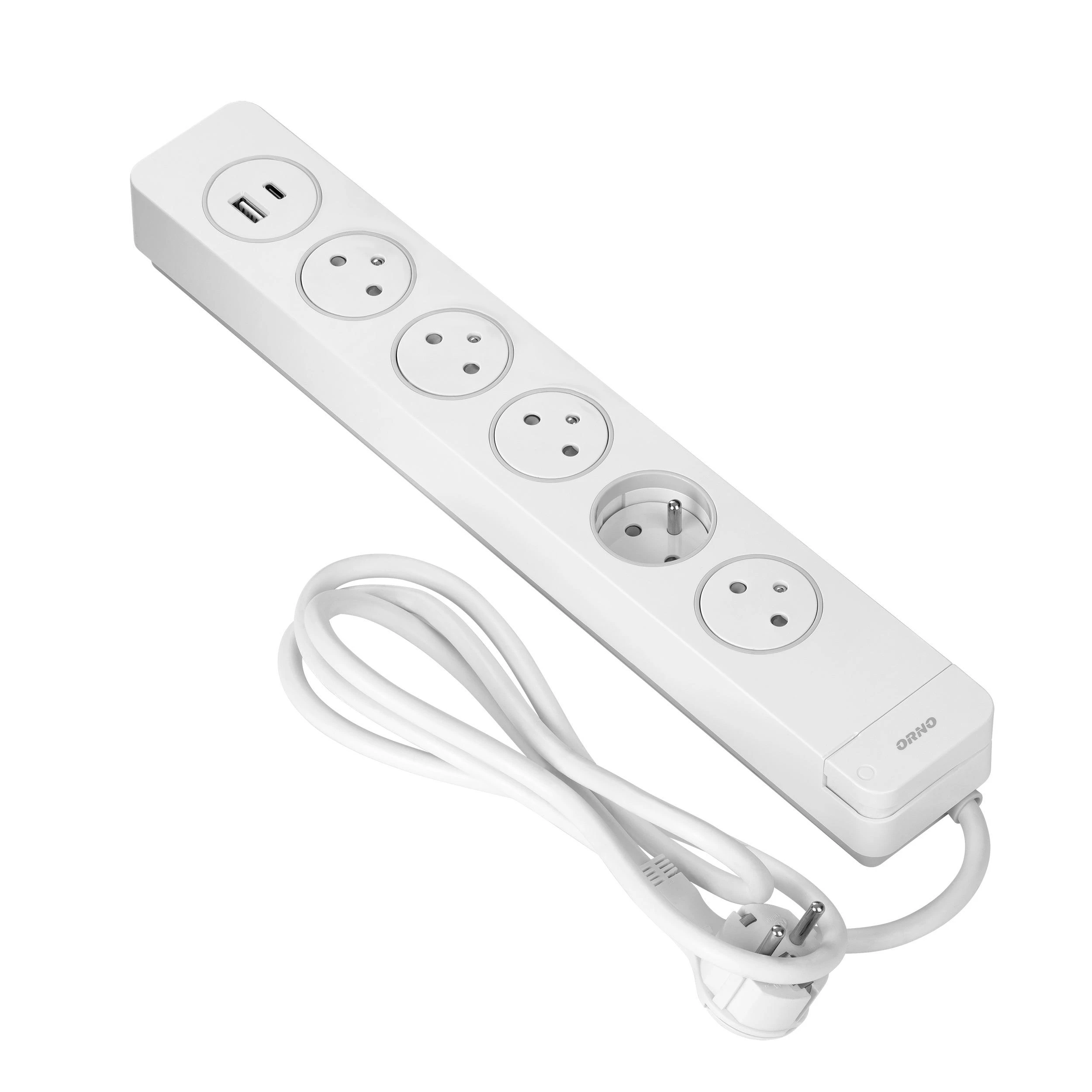 Orno Listwa Apsauginė juostelė nuo viršįtampių su 5 „EasyEject“ tipo 2P+Z lizdais, 1,5 m laidu (3x1,5 mm²), su apšviestu jungikliu ir 2 greitais USB A+C įkrovikliais
