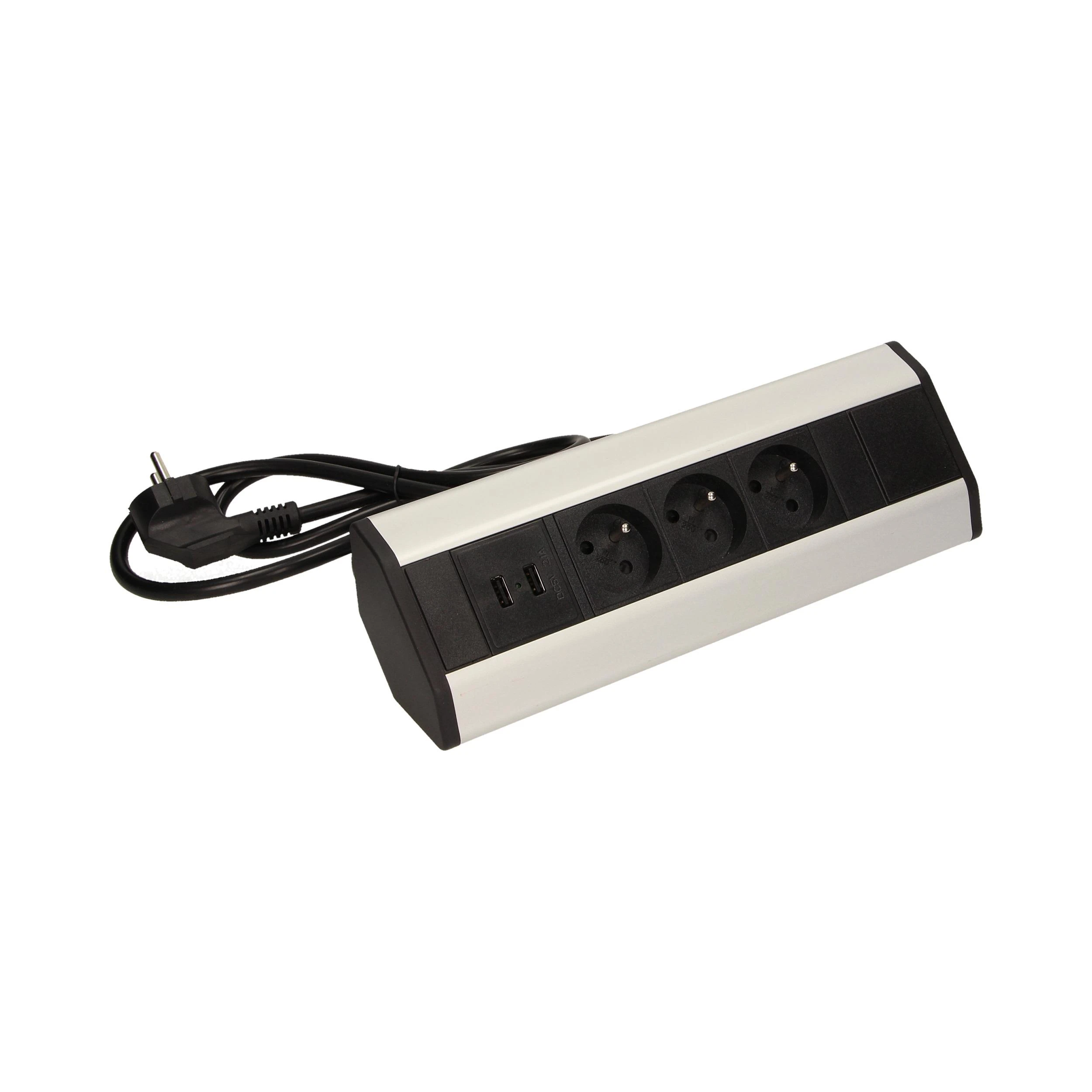 Orno Lizdas Baldinis lizdas su USB įkrovikliu ir 1,8 m laidu, 3x2P+Z, 2xUSB