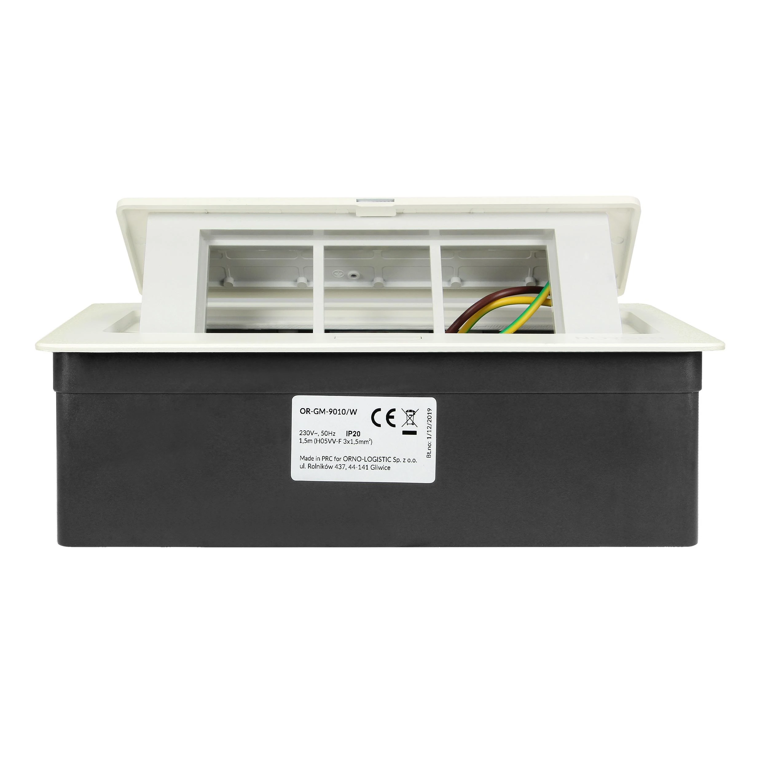 Orno NOEN baldų kasetė, įleidžiama į stalviršį, su integruotu PVC rėmu moduliniams lizdams 3 x 45x45mm arba 6 x 22,5x45mm, 1,5m laidas, balta